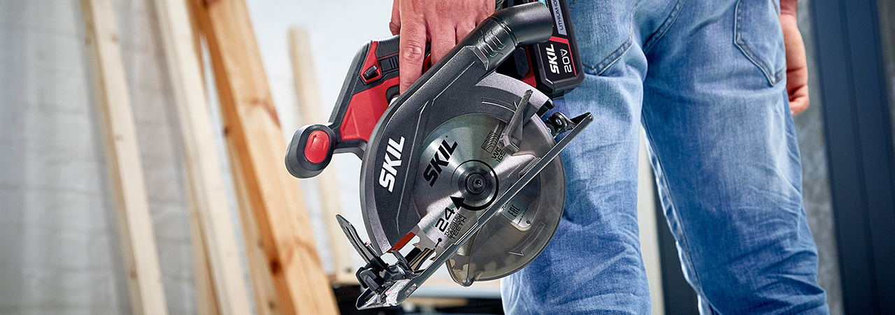 Cordless circular saws